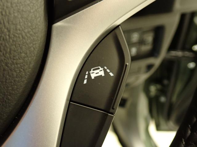 ハスラー ＨＹＢＲＩＤ　Ｘ　３型　フルタイム４ＷＤ　ＣＶＴ　ＤＣＢＳ　４ＷＤ　衝突被害軽減ブレーキ　ＡＣＣ　リヤパーキングセンサー　ＬＥＤヘッドランプ　ハイビームアシスト　車線逸脱抑制機能　フロアマット　シートヒーター　サイド・カーテンエアバック　スマートキー　ＡＷ（11枚目）