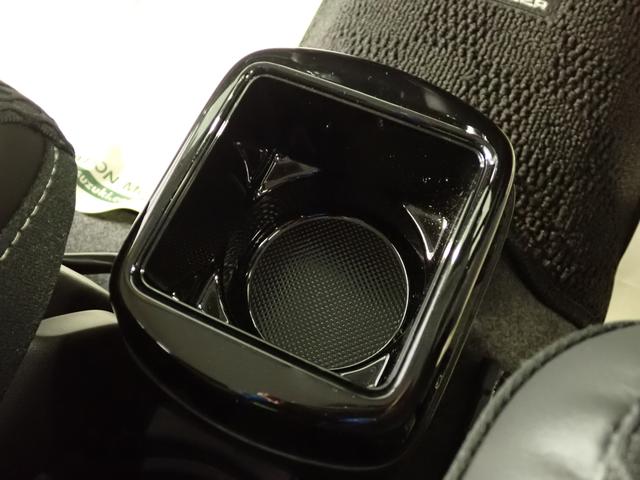 ハスラー ＨＹＢＲＩＤ　Ｘ　３型　フルタイム４ＷＤ　ＣＶＴ　ＤＣＢＳ　４ＷＤ　衝突被害軽減ブレーキ　ＡＣＣ　リヤパーキングセンサー　ＬＥＤヘッドランプ　ハイビームアシスト　車線逸脱抑制機能　フロアマット　シートヒーター　サイド・カーテンエアバック　スマートキー　ＡＷ（14枚目）