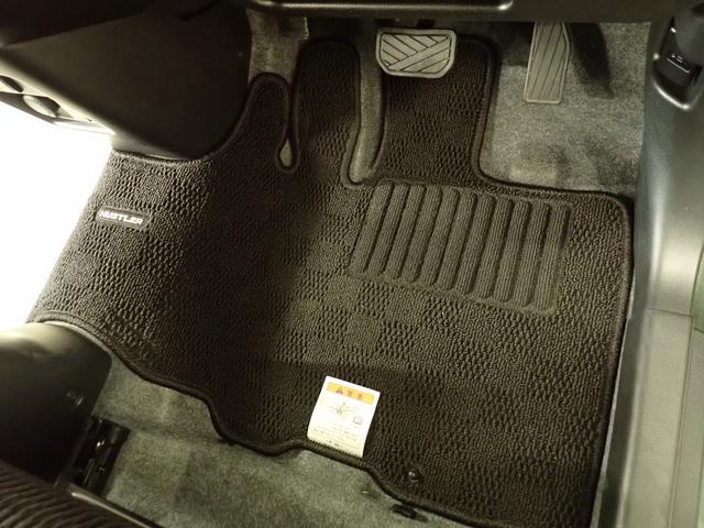 ハスラー ＨＹＢＲＩＤ　Ｘ　３型　フルタイム４ＷＤ　ＣＶＴ　ＤＣＢＳ　４ＷＤ　衝突被害軽減ブレーキ　ＡＣＣ　リヤパーキングセンサー　ＬＥＤヘッドランプ　ハイビームアシスト　車線逸脱抑制機能　フロアマット　シートヒーター　サイド・カーテンエアバック　スマートキー　ＡＷ（15枚目）