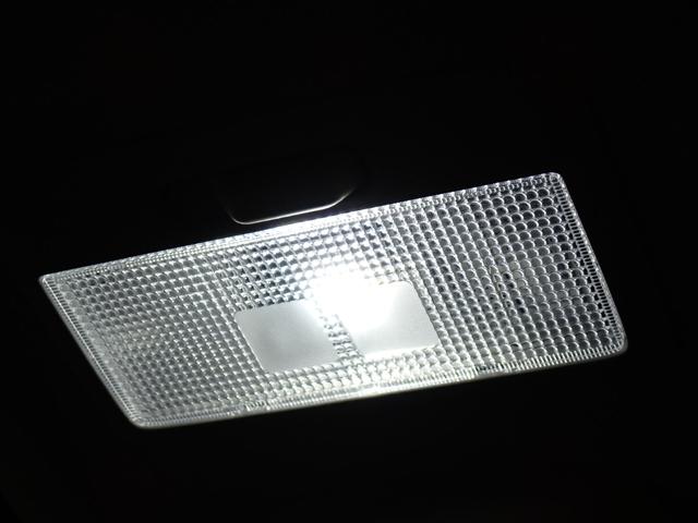 ハスラー ＨＹＢＲＩＤ　Ｘ　３型　フルタイム４ＷＤ　ＣＶＴ　ＤＣＢＳ　４ＷＤ　衝突被害軽減ブレーキ　ＡＣＣ　リヤパーキングセンサー　ＬＥＤヘッドランプ　ハイビームアシスト　車線逸脱抑制機能　フロアマット　シートヒーター　サイド・カーテンエアバック　スマートキー　ＡＷ（16枚目）