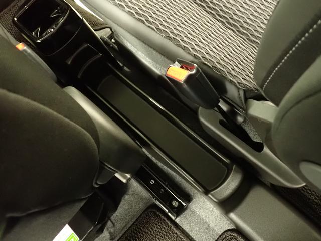 ハスラー ＨＹＢＲＩＤ　Ｘ　３型　フルタイム４ＷＤ　ＣＶＴ　ＤＣＢＳ　４ＷＤ　衝突被害軽減ブレーキ　ＡＣＣ　リヤパーキングセンサー　ＬＥＤヘッドランプ　ハイビームアシスト　車線逸脱抑制機能　フロアマット　シートヒーター　サイド・カーテンエアバック　スマートキー　ＡＷ（33枚目）