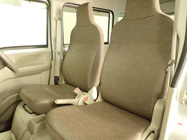 エブリイ PA 6型 2WD 4AT スズキセーフティサポート非装着車 AM/FMラジオ リヤパーキングセンサー 後席両側スライドドア フロアマット バイザー オートライト マニュアルエアコン アイドリングストップ マッドフラップ スペアタイヤ 運転席・助手席エアバック(13枚目)