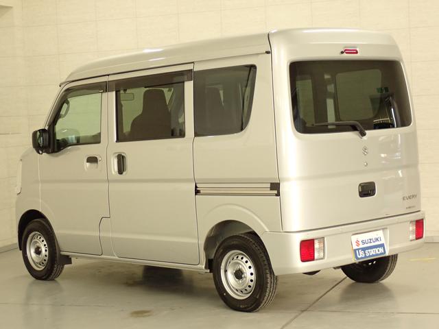 エブリイ PA 6型 2WD 4AT スズキセーフティサポート非装着車 AM/FMラジオ リヤパーキングセンサー 後席両側スライドドア フロアマット バイザー オートライト マニュアルエアコン アイドリングストップ マッドフラップ スペアタイヤ 運転席・助手席エアバック(46枚目)