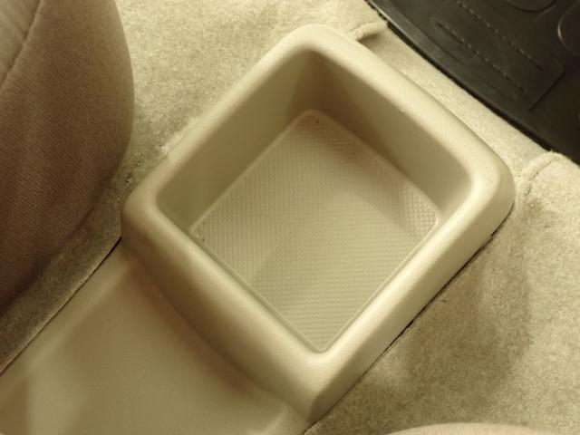 エブリイ PA 6型 2WD 4AT スズキセーフティサポート非装着車 AM/FMラジオ リヤパーキングセンサー 後席両側スライドドア フロアマット バイザー オートライト マニュアルエアコン アイドリングストップ マッドフラップ スペアタイヤ 運転席・助手席エアバック(55枚目)