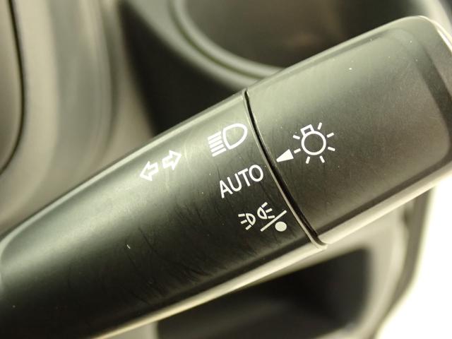 キャリイトラック KCエアコンパワステ 6型 4AT セーフティサポート装着車 2WD AM/FMラジオ 衝突被害軽減ブレーキ 車検整備付 車線逸脱警報機能 アイドリングストップ ハイビームアシスト マッドフラップ 誤発進抑制機能 マニュアルエアコン 運転席・助手席エアバック(14枚目)