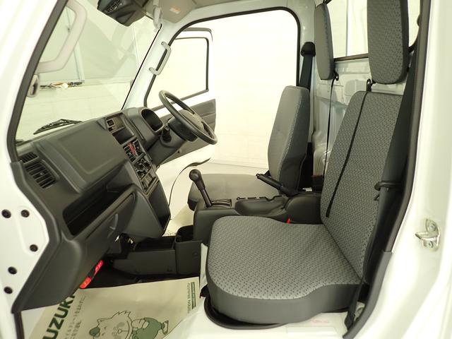 キャリイトラック KCエアコンパワステ 6型 4AT セーフティサポート装着車 2WD AM/FMラジオ 衝突被害軽減ブレーキ 車検整備付 車線逸脱警報機能 アイドリングストップ ハイビームアシスト マッドフラップ 誤発進抑制機能 マニュアルエアコン 運転席・助手席エアバック(30枚目)