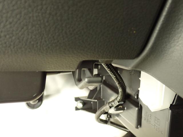 キャリイトラック KCエアコンパワステ 6型 4AT セーフティサポート装着車 2WD AM/FMラジオ 衝突被害軽減ブレーキ 車検整備付 車線逸脱警報機能 アイドリングストップ ハイビームアシスト マッドフラップ 誤発進抑制機能 マニュアルエアコン 運転席・助手席エアバック(38枚目)