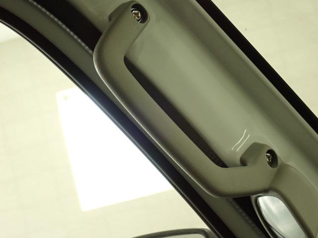 キャリイトラック KCエアコンパワステ 6型 4AT セーフティサポート装着車 2WD AM/FMラジオ 衝突被害軽減ブレーキ 車検整備付 車線逸脱警報機能 アイドリングストップ ハイビームアシスト マッドフラップ 誤発進抑制機能 マニュアルエアコン 運転席・助手席エアバック(46枚目)