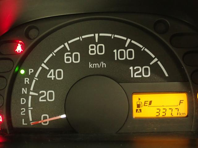 キャリイトラック ＫＣ　エアコン・パワステ　２ＷＤ　３ＡＴ　運転席エアバック　２ＷＤ　フロア３ＡＴ　ナビ　ＥＴＣ　ドアバイザー　マニュアルエアコン　運転席エアバック　マッドフラップ　アングルポストプロテクター　シガーライター　灰皿（10枚目）