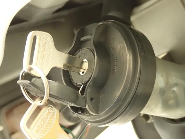 キャリイトラック ＫＣ　エアコン・パワステ　２ＷＤ　３ＡＴ　運転席エアバック　２ＷＤ　フロア３ＡＴ　ナビ　ＥＴＣ　ドアバイザー　マニュアルエアコン　運転席エアバック　マッドフラップ　アングルポストプロテクター　シガーライター　灰皿（43枚目）