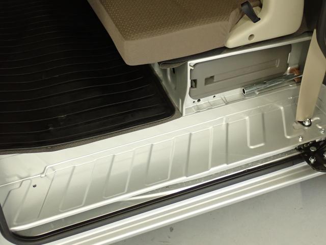 エブリイ ＰＣ　６型　２ＷＤ　ＣＶＴ　デュアルカメラブレーキサポート　衝突被害軽減ブレーキ　リヤパーキングセンサー　車検整備付　ＬＥＤヘッドランプ　ハイビームアシスト　後席両側スライドドア　フロアマット　シートヒーター　車線逸脱警報機能　マッドフラップ　スペアタイヤ（54枚目）