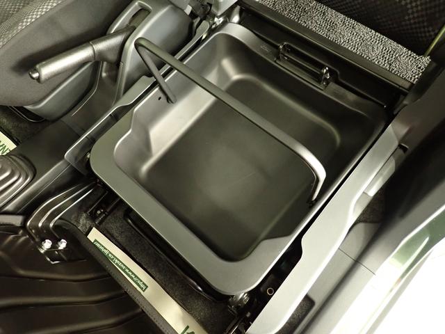 ハスラー Ｇ　ＭＲ３１Ｓ　２型　２ＷＤ　フロア５ＭＴ　車検整備付　５ＭＴ　ナビ　バックカメラ　ＥＴＣ　車検整備付　フロアマット　ドアバイザー　キーレスエントリー　セキュリティーアラーム　アイドリングストップ　シートヒーター　運転席・助手席エアバック（25枚目）