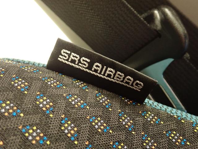 ハスラー ＨＹＢＲＩＤ　Ｘターボ　２ＷＤ　インパネＣＶＴ　ＤＣＢＳ　ナビ　全方位カメラ　ＥＴＣ　衝突被害軽減ブレーキ　ＡＣＣ　リヤパーキングセンサー　ＬＥＤヘッドランプ　ハイビームアシスト　パドルシフト　シートヒーター　フロアマット　ドアバイザー　サイドシルスカッフ（46枚目）