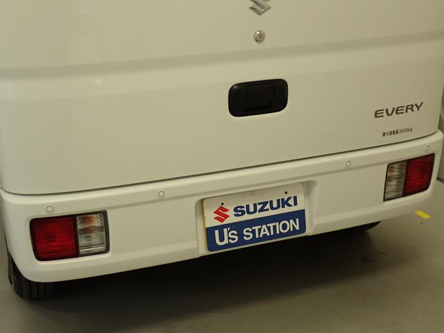 エブリイ PAリミテッド 6型 4WD 5MT LEDヘッドランプ インパネ5MT パートタイム4WD AM/FMラジオ 衝突被害軽減ブレーキ LEDヘッドランプ ハイビームアシスト フロアマット リヤパーキングセンサー キーレスエントリー 後席両側スライドドア(11枚目)