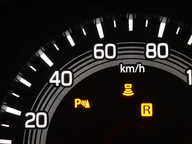 エブリイ PAリミテッド 6型 4WD 5MT LEDヘッドランプ インパネ5MT パートタイム4WD AM/FMラジオ 衝突被害軽減ブレーキ LEDヘッドランプ ハイビームアシスト フロアマット リヤパーキングセンサー キーレスエントリー 後席両側スライドドア(15枚目)