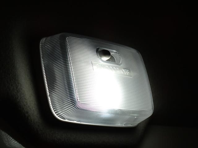 エブリイ PAリミテッド 6型 4WD 5MT LEDヘッドランプ インパネ5MT パートタイム4WD AM/FMラジオ 衝突被害軽減ブレーキ LEDヘッドランプ ハイビームアシスト フロアマット リヤパーキングセンサー キーレスエントリー 後席両側スライドドア(36枚目)