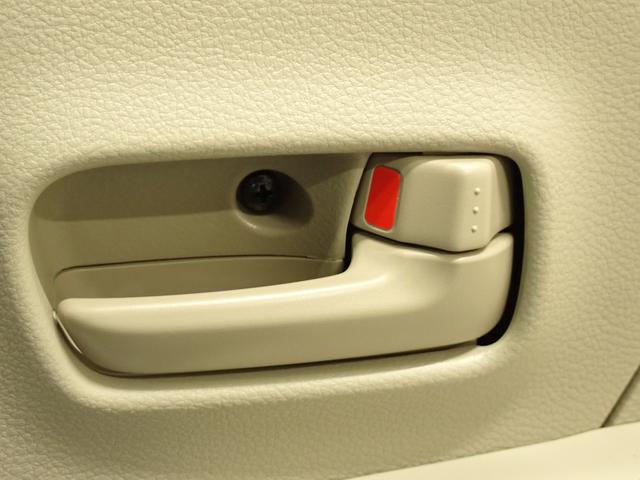 エブリイ PAリミテッド 6型 4WD 5MT LEDヘッドランプ インパネ5MT パートタイム4WD AM/FMラジオ 衝突被害軽減ブレーキ LEDヘッドランプ ハイビームアシスト フロアマット リヤパーキングセンサー キーレスエントリー 後席両側スライドドア(51枚目)