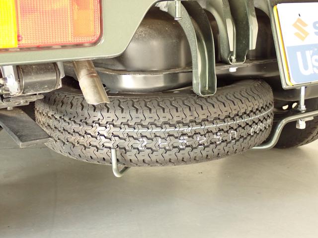 キャリイトラック KCエアコン・パワステ農繁 7型 4WD 高低二段切替式 5MT パートタイム4WD AM/FMラジオ 衝突被害軽減B マット 誤発進抑制機能 アイドリングストップ ハイビームアシスト 車線逸脱警報機能 キーレスエントリー マッドフラップ スペアタイヤ(22枚目)