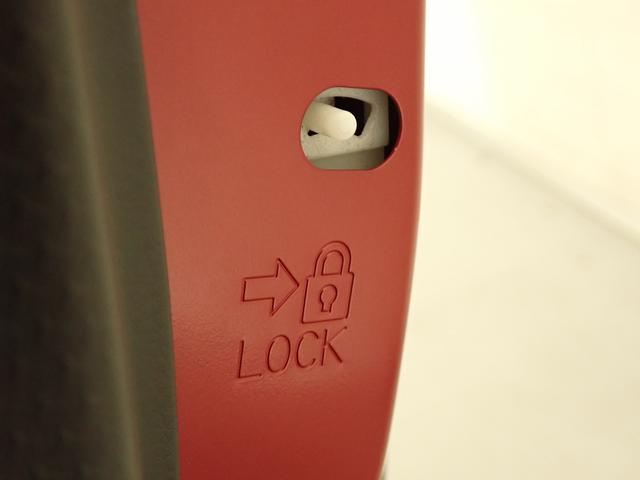 ハスラー J STYLE II MR41S 2型 2WD 車検整備付 ナビ バックカメラ ETC 衝突被害軽減ブレーキ 車検整備付 本革ステアリングホイールカバー HID オートライト フロアマット ドアバイザー スマートキー リモコンキーカバー 盗難警報装置 AW(59枚目)