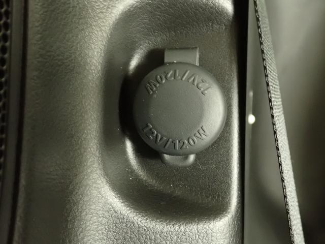 ソリオ ＨＹＢＲＩＤ　ＭＺ　２ＷＤ　デュアルカメラブレーキサポート　ナビ　ＥＴＣ　衝突被害軽減ブレーキ　後席両側電動スライドドア　リヤパーキングセンサー　ＬＥＤヘッドランプ　ハイビームアシスト　サーキュレーター　フロアマット　ドアバイザー　シートヒーター　スマートキー（20枚目）