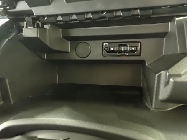 ソリオ ＨＹＢＲＩＤ　ＭＺ　２ＷＤ　デュアルカメラブレーキサポート　ナビ　ＥＴＣ　衝突被害軽減ブレーキ　後席両側電動スライドドア　リヤパーキングセンサー　ＬＥＤヘッドランプ　ハイビームアシスト　サーキュレーター　フロアマット　ドアバイザー　シートヒーター　スマートキー（29枚目）