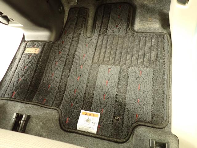 スペーシア ＨＹＢＲＩＤ　Ｘ　２型　デュアルカメラブレーキサポート　ナビ　全方位カメラ　ドライブレコーダー　衝突被害軽減ブレーキ　車検整備付　フロアマット　ドアバイザー　リヤパーキングセンサー　サーキュレーター　後席両側電動スライドドア　シートヒーター　スモークガラス（12枚目）