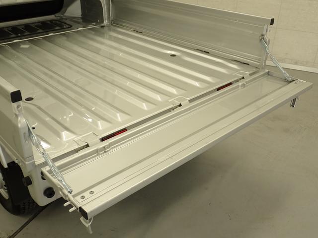 スーパーキャリイ スーパーキャリイ　Ｘ　５型　２ＷＤ　フロア５ＭＴ　ＤＣＢＳ　５ＭＴ　衝突被害軽減ブレーキ　リヤパーキングセンサー　ＬＥＤヘッドランプ　ハイビームアシスト　フォグランプ　アイドリングストップ　キーレスエントリー　車線逸脱警報機能　マッドフラップ　スペアタイヤ（35枚目）