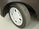 タイヤの切れ角が大きく、小回りが利きます。 タイヤサイズは、155/65R14です。