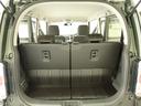 ラゲッジスペースは、水拭きができる素材を採用しています。お手入れラクラクで衛生的です。