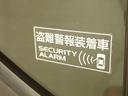 大切なお車を守るセキュリティアラームシステム搭載。ハザードランプとホーンで警告します。