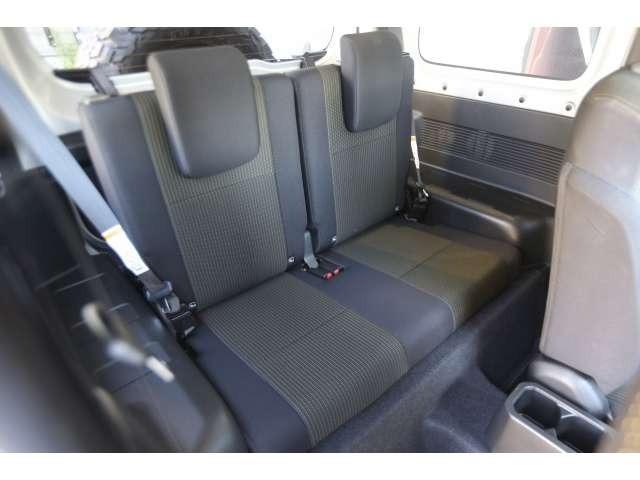 ジムニーシエラ ＪＣ　角目ＬＥＤチェロキー仕様　ディスプレイオーディオ　ＥＴＣ車載器　前後ドラレコ　ＤＥＡＮ１５アルミ　ＢＦグッドリッチＫＯ２　前後バンパー　サイドステップ　チッピングブラック塗装済み　ＬＥＤテールランプ（13枚目）