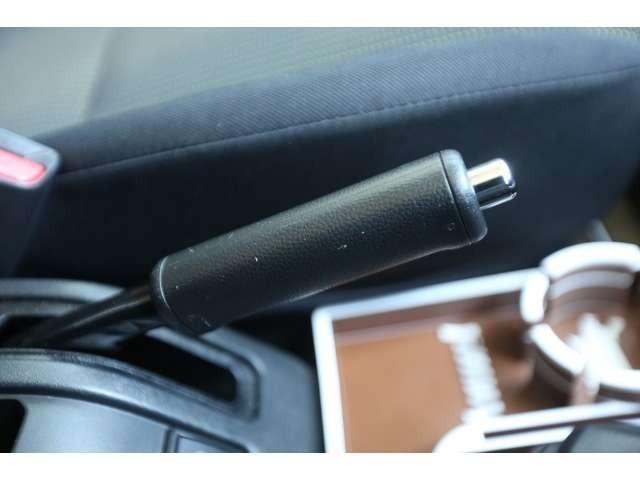 ジムニーシエラ ＪＣ　角目ＬＥＤチェロキー仕様　ディスプレイオーディオ　ＥＴＣ車載器　前後ドラレコ　ＤＥＡＮ１５アルミ　ＢＦグッドリッチＫＯ２　前後バンパー　サイドステップ　チッピングブラック塗装済み　ＬＥＤテールランプ（21枚目）