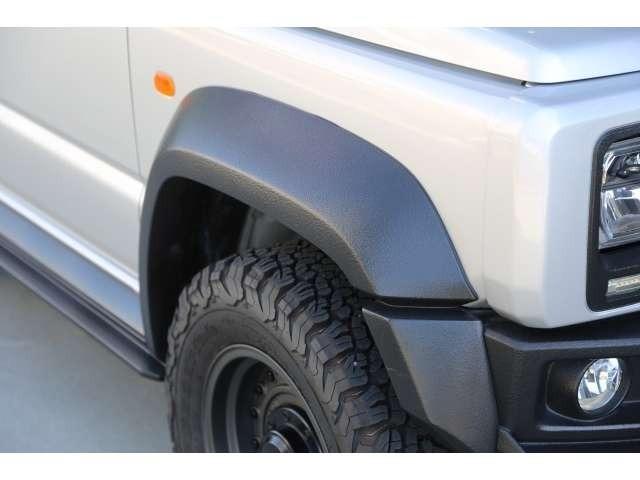 ジムニーシエラ ＪＣ　角目ＬＥＤチェロキー仕様　ディスプレイオーディオ　ＥＴＣ車載器　前後ドラレコ　ＤＥＡＮ１５アルミ　ＢＦグッドリッチＫＯ２　前後バンパー　サイドステップ　チッピングブラック塗装済み　ＬＥＤテールランプ（39枚目）