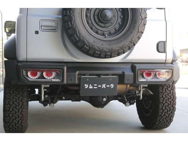 ジムニーシエラ ＪＣ　角目ＬＥＤチェロキー仕様　ディスプレイオーディオ　ＥＴＣ車載器　前後ドラレコ　ＤＥＡＮ１５アルミ　ＢＦグッドリッチＫＯ２　前後バンパー　サイドステップ　チッピングブラック塗装済み　ＬＥＤテールランプ（50枚目）