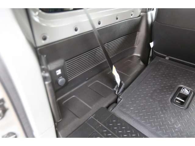 ジムニーシエラ ＪＣ　ＥＸＰエクスプロージョンクラシックコンプリート　フロントグリル　専用ウインカー　フロントエプロン　フロントバンパー　アルミホイールマットブラック塗装　ジオランダーアウトラインホワイトレター　テールカバ（29枚目）