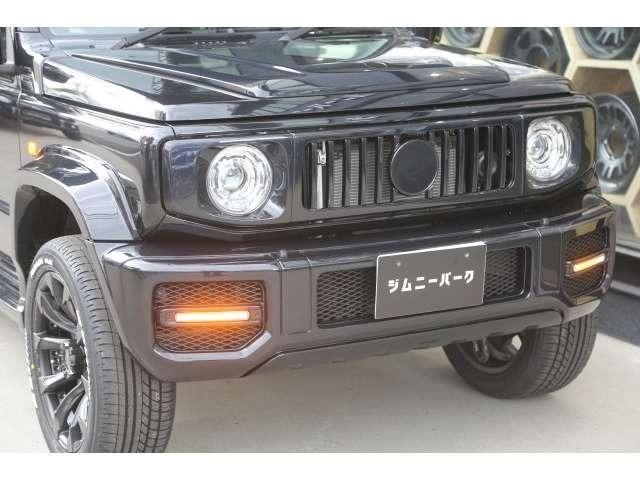 ジムニーノマド ＦＣ　ＡＥＲＯＯＶＥＲコンプリート　ＷＡＬＤジャレット１８アルミ　ヨコハマパラダタイヤ　カロッツェリア９型ナビ　ハイマウントバックカメラ　ＥＴＣ２．０　ＬＥＤテールランプ　バックフォグランプ　サイドモール（2枚目）