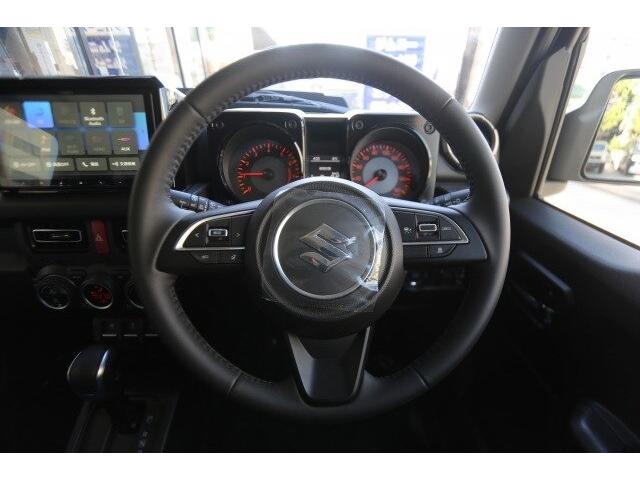 ジムニーノマド ＦＣ　４ＷＤ　ＷＡＬＤブラックバイソンコンプリート　ジャレット１８アルミホイール　オープンカントリーＲ／Ｔ　カロッツェリア９型ナビ　バックカメラ　ＥＴＣ２．０車載器（19枚目）