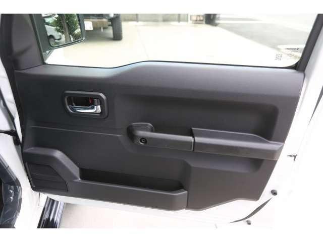 ジムニーノマド ＦＣ　４ＷＤ　ＡＥＲＯＯＶＥＲコンプリート　１８アルミ　カロッツェリア９型ナビ　ハイマウントバックカメラ　ＥＴＣ２．０車載器（24枚目）