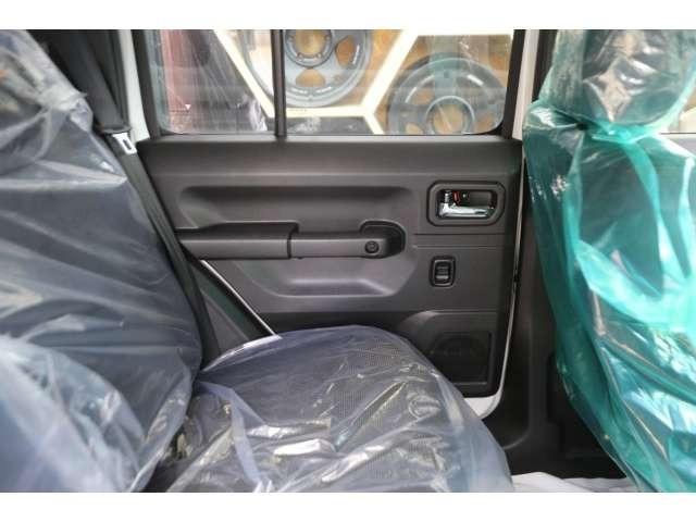 ジムニーノマド ＦＣ　４ＷＤ　ＡＥＲＯＯＶＥＲコンプリート　１８アルミ　カロッツェリア９型ナビ　ハイマウントバックカメラ　ＥＴＣ２．０車載器（32枚目）