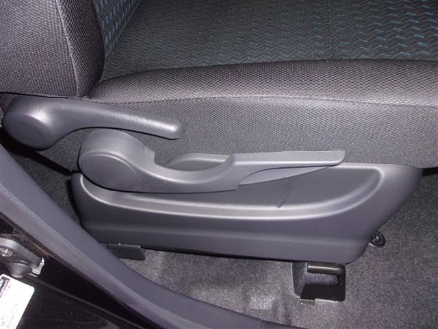 ルーミー カスタムG フルセグ メモリーナビ DVD再生 バックカメラ 衝突被害軽減システム ETC 両側電動スライド LEDヘッドランプ ウオークスルー アイドリングストップ ロングラン保証あり トヨタ認定中古車(15枚目)