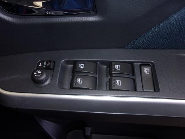 ルーミー カスタムG フルセグ メモリーナビ DVD再生 バックカメラ 衝突被害軽減システム ETC 両側電動スライド LEDヘッドランプ ウオークスルー アイドリングストップ ロングラン保証あり トヨタ認定中古車(38枚目)