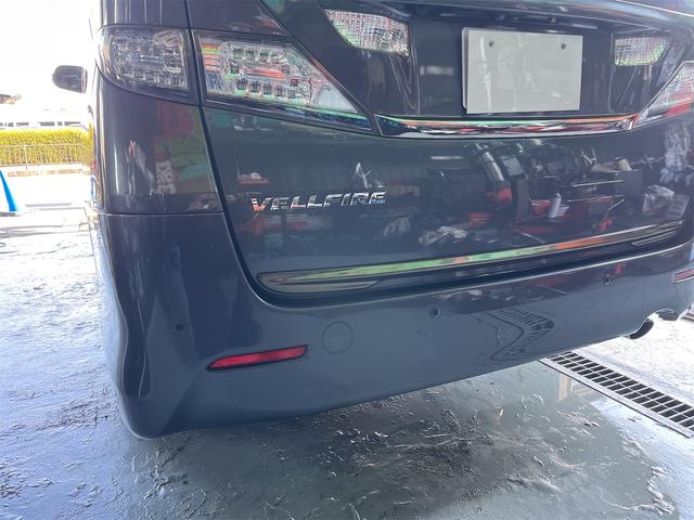 ヴェルファイア ２．４Ｚ　プラチナセレクションＩＩ　タイプゴールド　ユーザー買取車　パナソニック社外ナビ　アルパインフリップダウン　両側電動スライドドア　リアオートドア　ＥＴＣ　レーダー（17枚目）