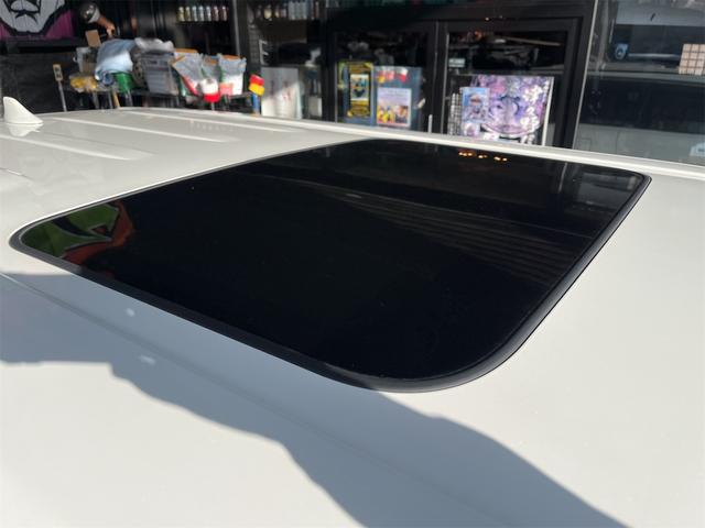 アルファード ２．５Ｓ　Ｃパッケージ　ＴＲＤエアロ　ディスプレイオーディオ　ナビ、バックカメラ、テレビ、フリップダウン　ツインムーンルーフ　３眼ＬＥＤ　デジタルインナーミラー　ブラインドスポットミニター　シーケンシャルターンランプ（31枚目）