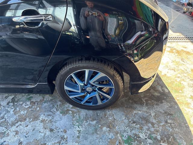 リーフ Ｇ　エアロスタイル（２４ｋｗｈ）　バックカメラ　ナビ　地デジテレビ　ＥＴＣ　クルコン　ＥＶ　ブラック　アルミ付き（18枚目）