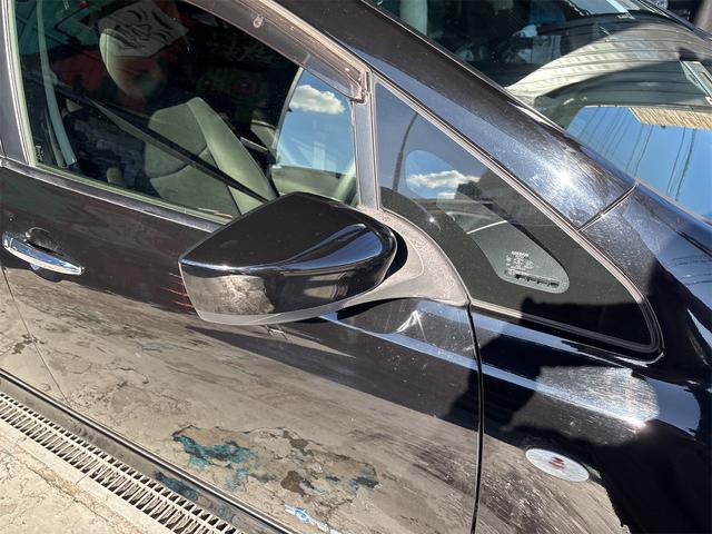 リーフ Ｇ　エアロスタイル（２４ｋｗｈ）　バックカメラ　ナビ　地デジテレビ　ＥＴＣ　クルコン　ＥＶ　ブラック　アルミ付き（32枚目）