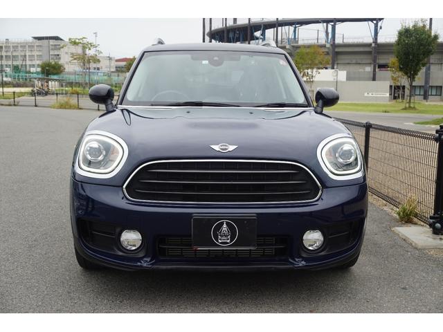 ＭＩＮＩ クーパーＤ　クロスオーバー　オートクルーズ　オートエアコン　カーナビ　横滑り防止　ルーフレール　ＨＤＤナビ　パワーウィンドウ　ブルートゥースオーディオ　衝突軽減装置　盗難防止　エアバッグ　ＡｐｐｌｅＣａｒＰｌａｙコーディング可能（6枚目）