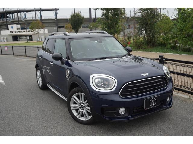 ＭＩＮＩ クーパーＤ　クロスオーバー　オートクルーズ　オートエアコン　カーナビ　横滑り防止　ルーフレール　ＨＤＤナビ　パワーウィンドウ　ブルートゥースオーディオ　衝突軽減装置　盗難防止　エアバッグ　ＡｐｐｌｅＣａｒＰｌａｙコーディング可能（10枚目）