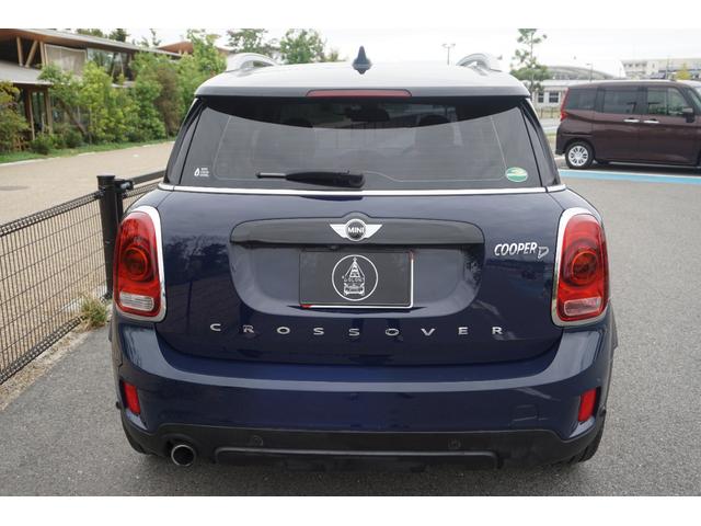 ＭＩＮＩ クーパーＤ　クロスオーバー　オートクルーズ　オートエアコン　カーナビ　横滑り防止　ルーフレール　ＨＤＤナビ　パワーウィンドウ　ブルートゥースオーディオ　衝突軽減装置　盗難防止　エアバッグ　ＡｐｐｌｅＣａｒＰｌａｙコーディング可能（17枚目）