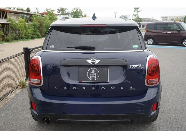 ＭＩＮＩ クーパーＤ　クロスオーバー　オートクルーズ　オートエアコン　カーナビ　横滑り防止　ルーフレール　ＨＤＤナビ　パワーウィンドウ　ブルートゥースオーディオ　衝突軽減装置　盗難防止　エアバッグ　ＡｐｐｌｅＣａｒＰｌａｙコーディング可能（18枚目）