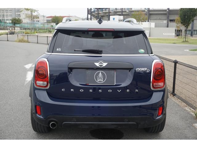 ＭＩＮＩ クーパーＤ　クロスオーバー　オートクルーズ　オートエアコン　カーナビ　横滑り防止　ルーフレール　ＨＤＤナビ　パワーウィンドウ　ブルートゥースオーディオ　衝突軽減装置　盗難防止　エアバッグ　ＡｐｐｌｅＣａｒＰｌａｙコーディング可能（21枚目）